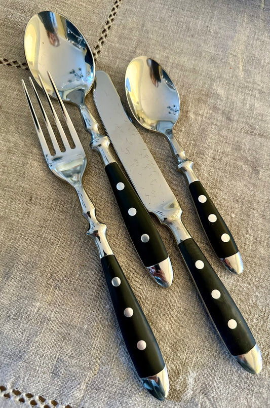 4-Piece Black Handled Silverware For 6